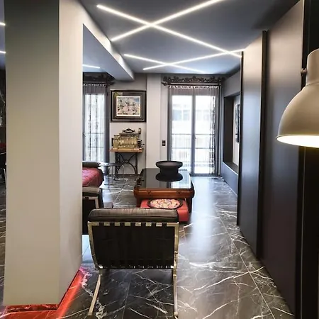 Luxury For Friends & Family, At Mitropoleos *